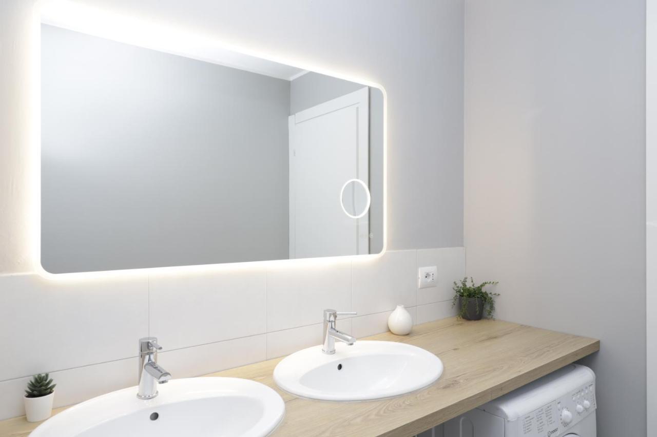 Hemeras Boutique Homes - 2 Luxury Apartments In The City Center 米兰 外观 照片